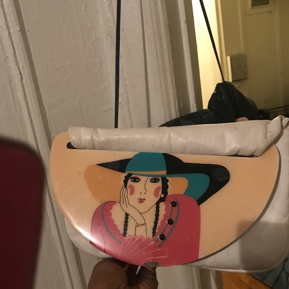 AMAZING VINTAGE COLLECTIBLE MOON BAG - Picture 5 of 6